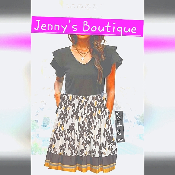 Dresses & Skirts - Flower Field A-line Floral-Print Midi Skirt" -  Sz 2